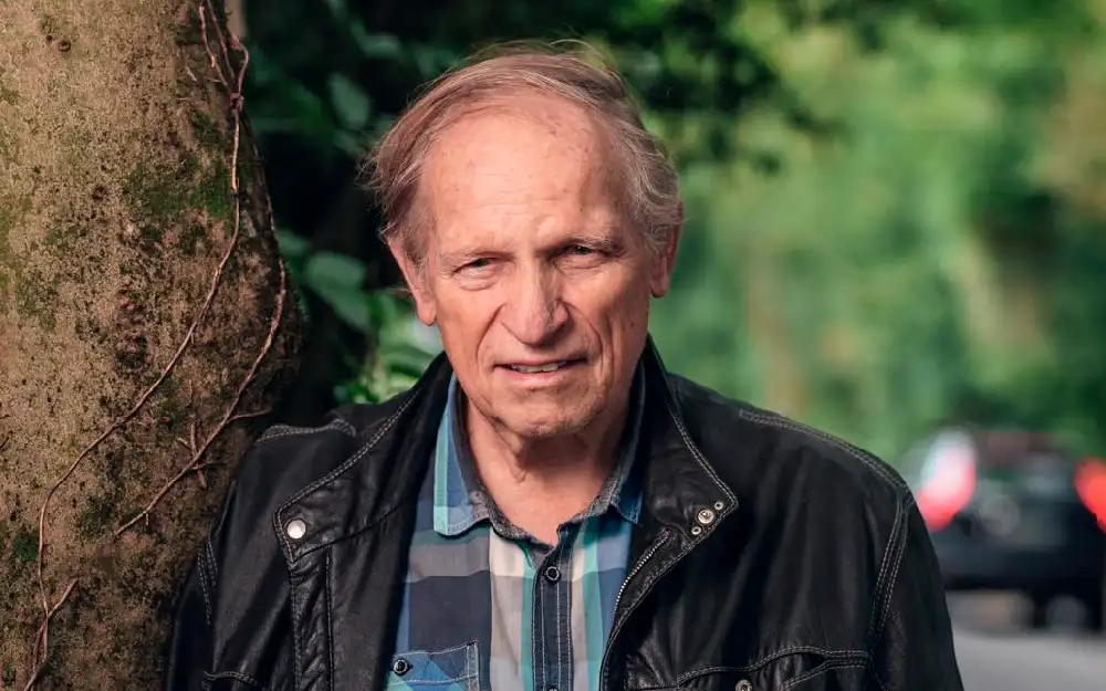 Dominique-Von Burg-Disons_le-Podcast-Featured